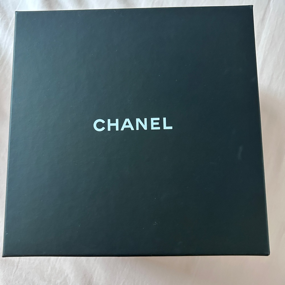 Used Chanel storage box